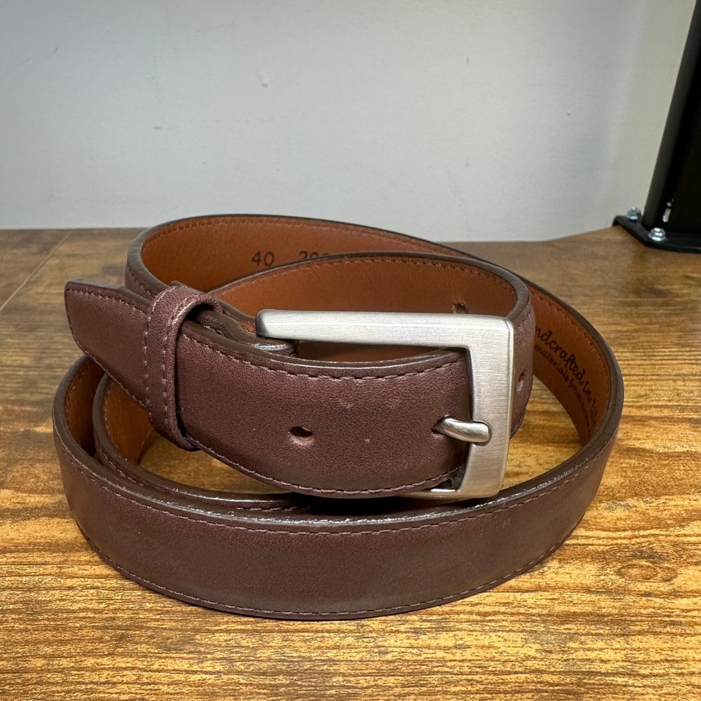 Leegin Mens Brown Genuine Leather Belt Size 40 Handcrafted USA 20308 Silver‎